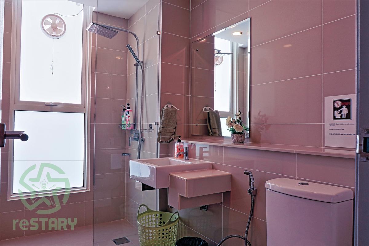 reStary Themed Staycation Sutera Avenue - Unit image 5