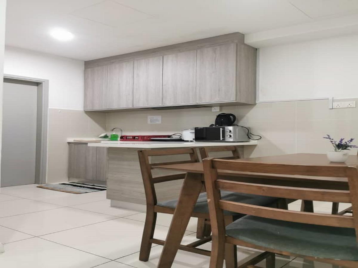 reStary Themed Staycation Sutera Avenue - Unit image 4