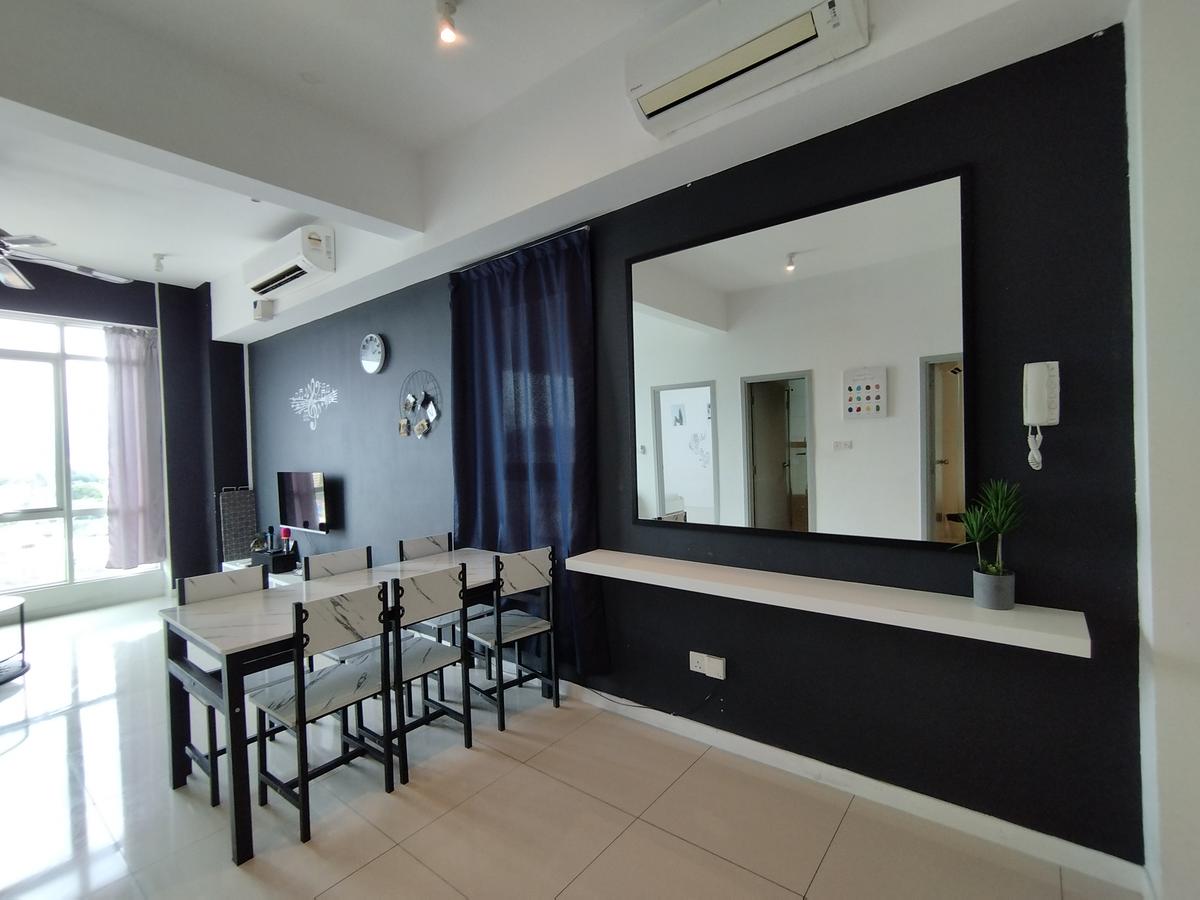 reStary Themed Staycation Sutera Avenue - Unit image 2
