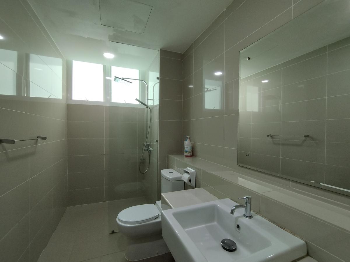 reStary Themed Staycation Sutera Avenue - Unit image 2