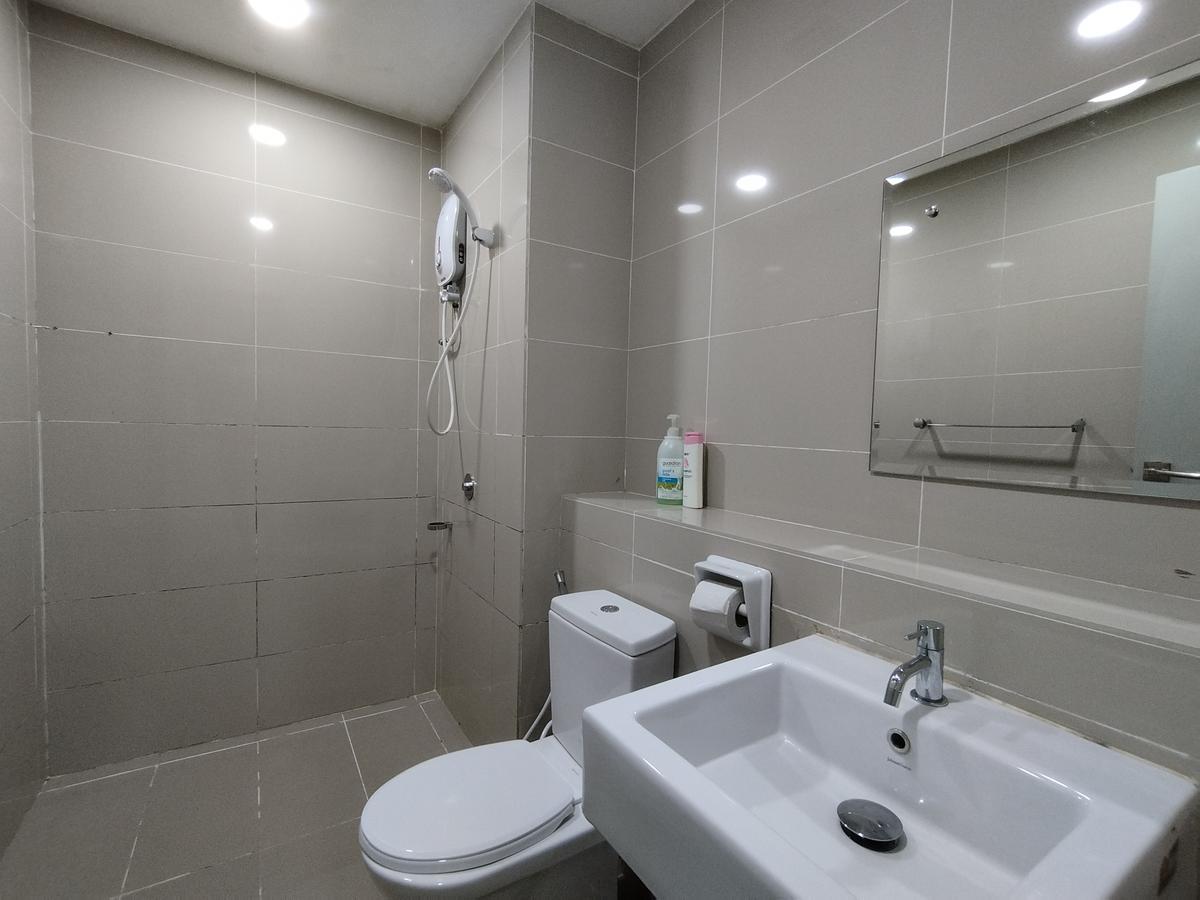 reStary Themed Staycation Sutera Avenue - Unit image 3